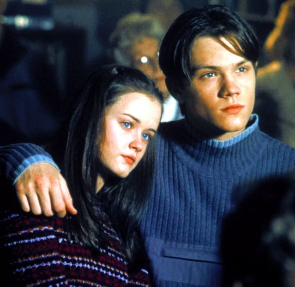 Embora já tivesse feito um filme um ano antes, sua grande vitrine veio em 2000, quando foi escalado para o papel de Dean Forester na série de sucesso Gilmore Girls (2000-2005). 