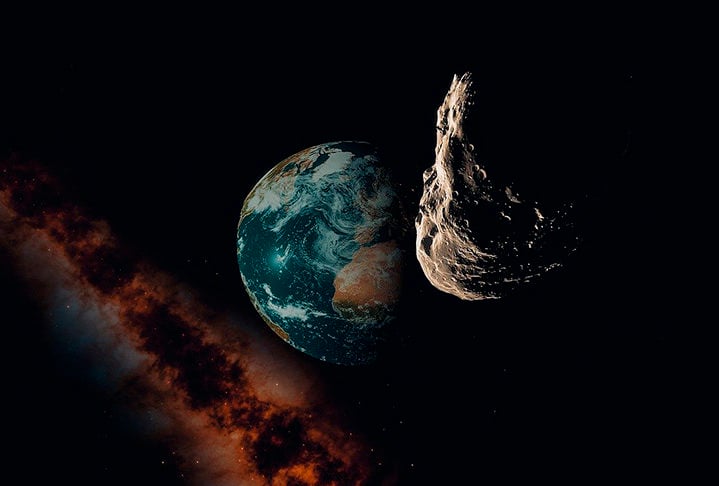 Segundo a NASA, a probabilidade de colisão é de 1 em 43. A agência mantém o alerta, classificando o asteroide como nível 3 na Escala de Risco de Turim.