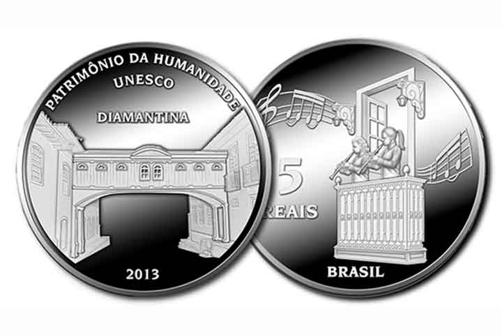 2013: Foram fabricadas 10 mil unidades de moedas de R$ 5 em homenagem à cidade de Diamantina, declarada Patrimônio da Humanidade pela UNESCO.