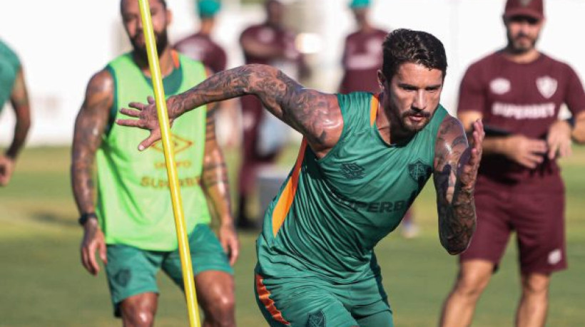 Atacante elenca motivos para optar por deixar o Bahia para acertar com o Tricolor carioca; jogar no Maracanã é um deles