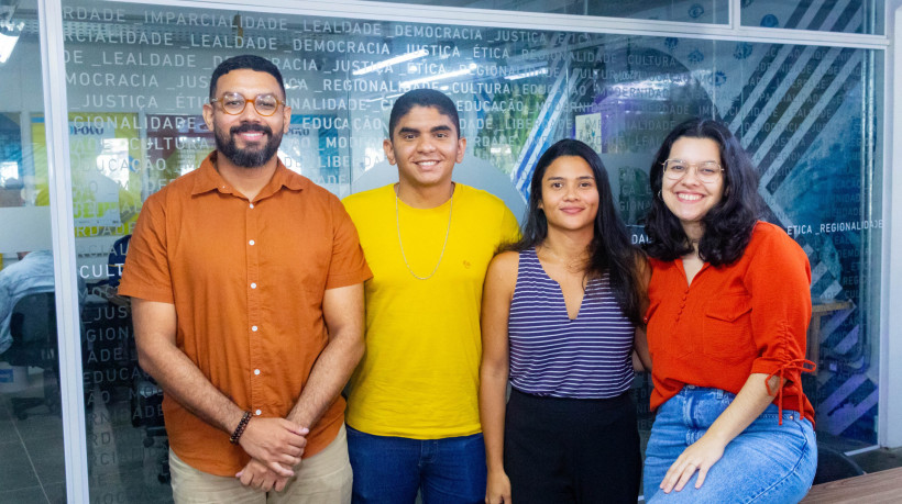 Jornalistas do O POVO ganham prêmio. Da esquerda para a direita: Rubens Rodrigues, Kleber Carvalho, Mirla Nobre e Alexia Vieira