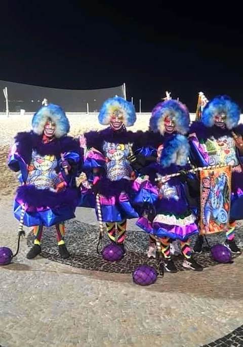 Tanto é que, em 2012, os Bate-bolas se tornaram Patrimônio Cultural Carioca.