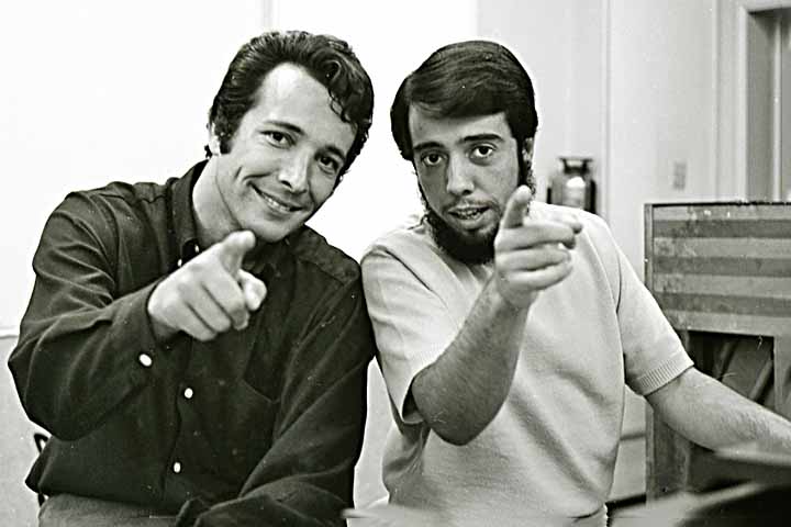 Amigo do pianista, o multi-instrumentista e produtor americano Herb Alpert fez uma homenagem ao parceiro nas redes sociais: Sergio Mendes era meu irmão de outro país, faleceu tranquilo e pacificamente. Foi um verdadeiro amigo e músico extremamente talentoso que trouxe a música brasileira em todas as suas iterações para o mundo inteiro com elegância uma alegria.
