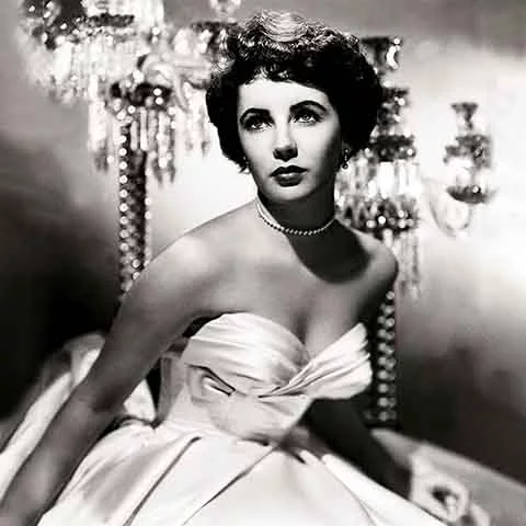 A quarta honraria veio em 1952, por seu trabalho com os figurinos de “Um Lugar ao Sol”, em que vestiu os astros Montgomery Clift e Elizabeth Taylor.

