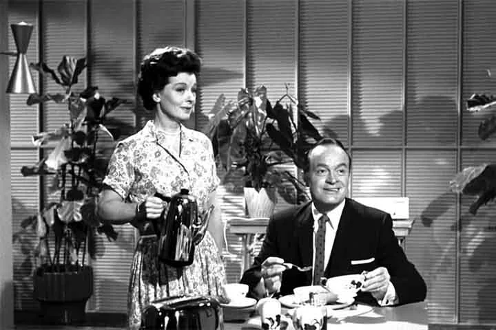 Por fim, em 1961 Edith Head levou o seu último Oscar na Paramount pelo trabalho em “O Jogo Proibido do Amor”, de Melvin Frank.

