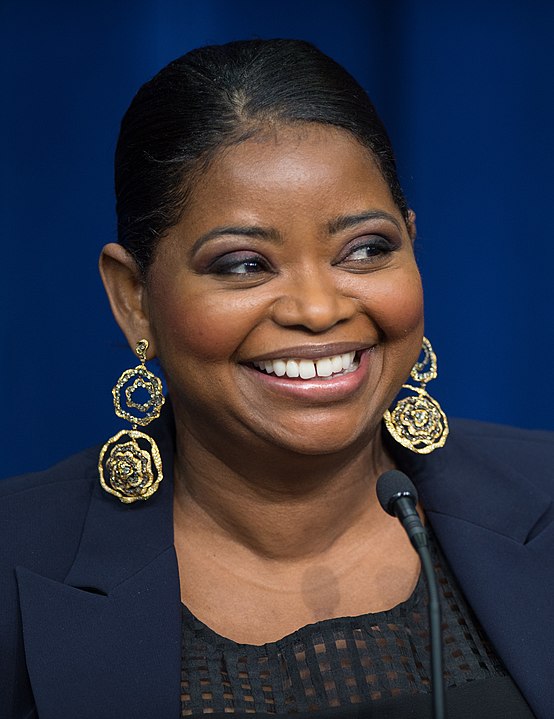 A atriz Octavia Spencer citou os funcionários do departamento estatal chefiado por Elon Musk - o de Eficiência Governamental. E sugeriu que seus seguidores fabriquem tortas com fezes humanas para dar ao empresário. 