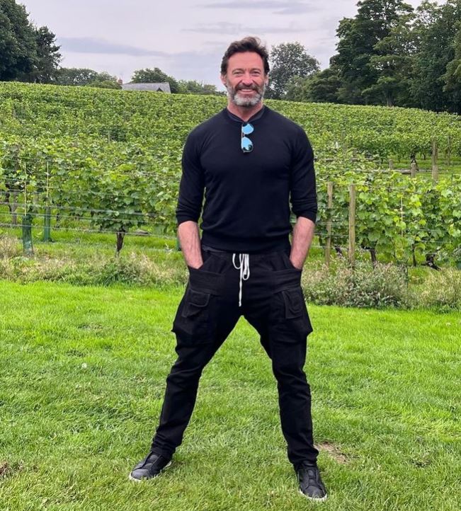 Jackman já atuou em diversas peças, inclusive musicais, como The Boy from Oz, pela qual ganhou um Tony Award em 2004.