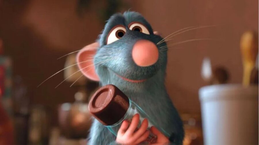 Ratatouille (2007) - A animação tem como protagonista Remy, um rato de esgoto em Paris que sonha se tornar um chef de cozinha.
