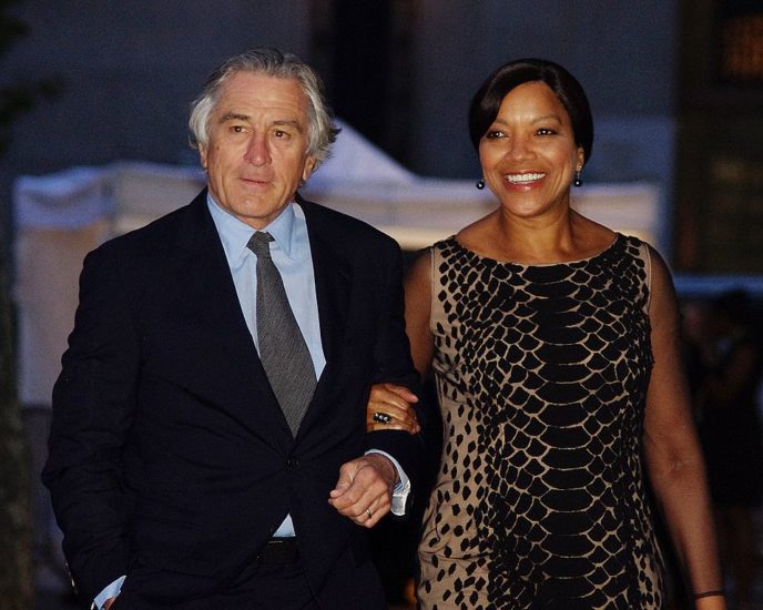 Na vida pessoal, De Niro foi casado duas vezes: com Diahnne Abbott (de 1976 a 1988) e com Grace Hightower (de 1997 a 2018).