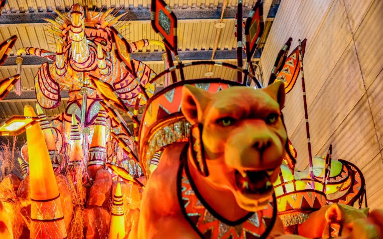 No Antigo Daomé, este culto se intensificou. Por lá, Dan, como é chamada a Serpente Sagrada, transformou-se no maior símbolo de culto daquele povo, também sendo chamado pelo nome de vodun-besen.