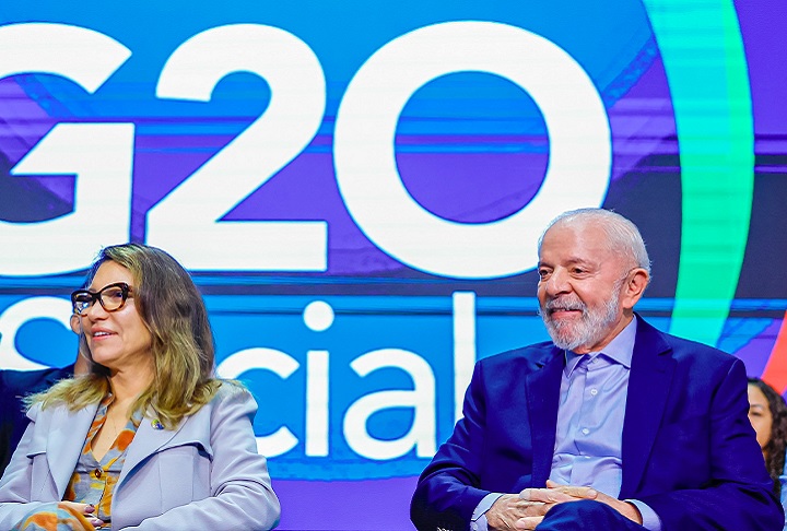 No caso, Lula se referia à campanha da Aliança Global Contra a Fome, que acontecia durante o festival do G20, no Rio de Janeiro.