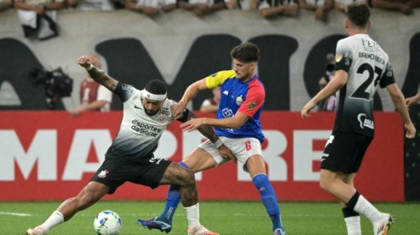 Holandês fez desabafo após classificação suada na Libertadores e pede um comportamento diferente da equipe na próxima fase