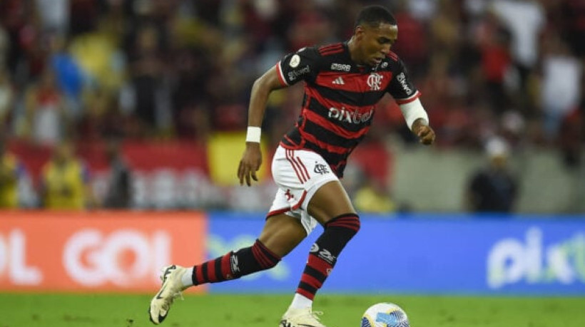 Rubro-Negro recebe propostas e tende a emprestar meia para futebol brasileiro; Gabigol, hoje no Cruzeiro, faz loby e contato com jovem