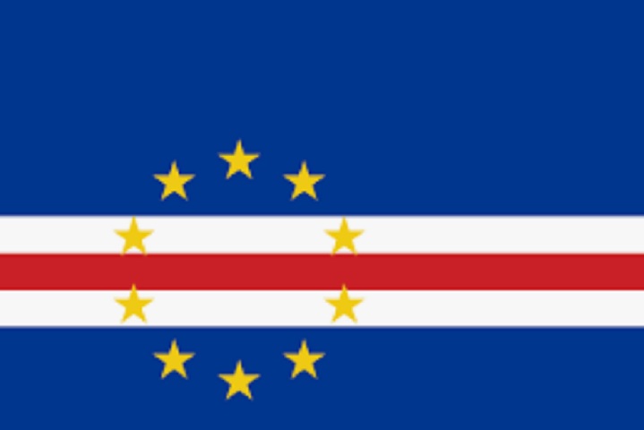 Cabo Verde - Só conseguiu a independência, deixando de ser colonizado por Portugal, em 1975. Amílcar Cabral (1924-1973), que aparece no selo comemorativo, foi figura-chave na libertação, embora tenha morrido antes de ver o país livre. 