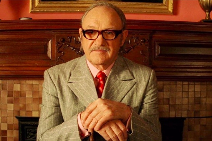 No início dos anos 2000, Hackman continuou atuando (na foto, ele em Os Excêntricos Tenenbaums, 2001), mas decidiu se aposentar oficialmente após Uma Eleição Muito Atrapalhada (2004).