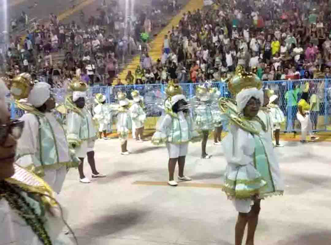 A tradicional ala das baianas era pré-requisito para concorrer, sendo que as escolas, todas com mais de cem componentes, deveriam apresentar sambas inéditos e não usar instrumento de sopro, entre outras exigências. O julgamento foi elaborado pelo jornal na época e tornou-se um sucesso.