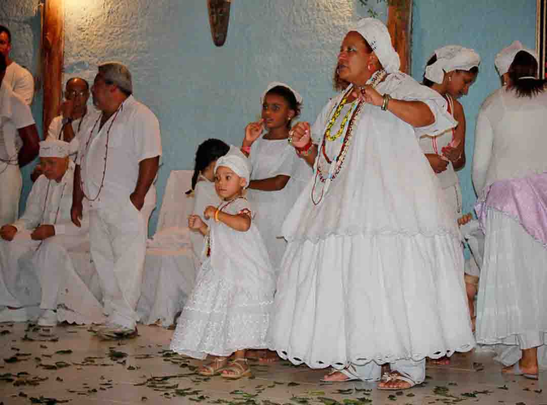 Com a culinária e círculos sociais impulsionados por expressões musicais, a residência de Ciata ganhou destaque. Era situada na antiga Rua Visconde de Itaúna, adjacente à Praça Onze, também reconhecida como Pequena África. Rapidamente ascendeu como um dos principais epicentros de encontros de personalidades do samba carioca, como Pixinguinha, Donga, Heitor dos Prazeres, Sinhô e João da Baiana. 