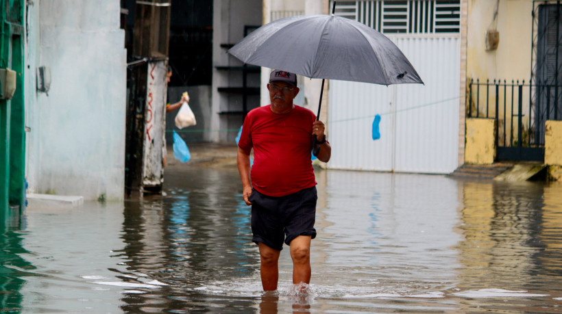 Imagem de apoio ilustrativo. V&aacute;rios pontos da periferia ficam alagados