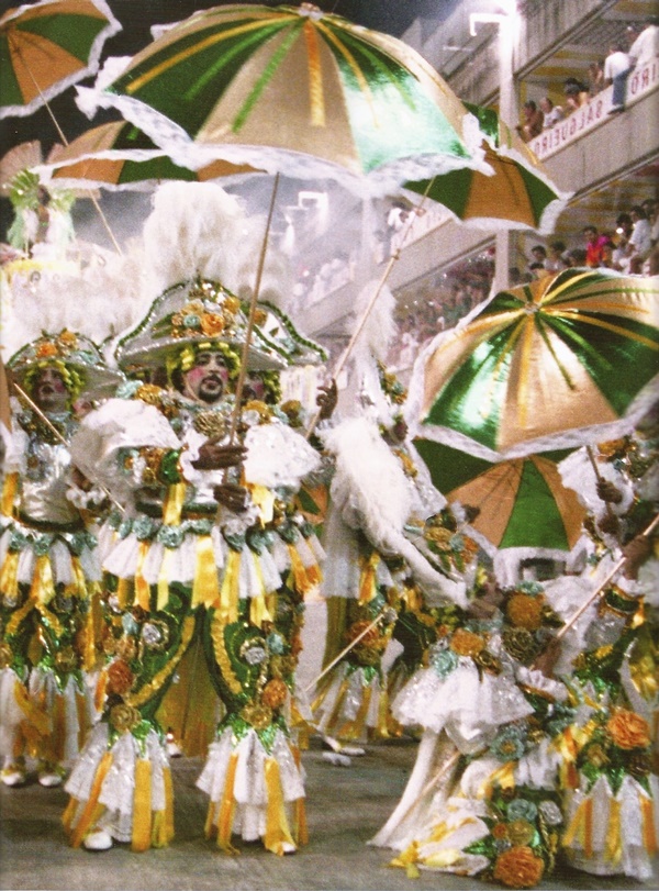 A Imperatriz foi bicampeã, em 1995, com um desfile sobre a história de uma fracassada expedição científica organizada pelo Imperador Dom Pedro II e realizada no Ceará, no Século XX. Ela contou com quatorze camelos importados da Argélia que não resistiram ao clima do sertão brasileiro sendo substituídos por jegues nordestinos. Rosa Magalhães se destacou novamente, assim como o coreógrafo Fábio de Mello, na comissão de frente.