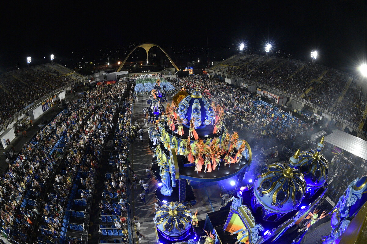 Cada Julgador concedeu a cada Escola de Samba notas de 9,0 (nove) a 10 (dez) pontos. As seis primeiras escolas voltam ao Sábado das Campeãs, enquanto a última colocada é rebaixada (em 2024, a Porto da Pedra caiu). Apenas uma escola sobe da Série Ouro para o Grupo Especial (em 2024 a Unidos de Padre Miguel venceu a Série Ouro). As notas chegaram em um carro-forte no dia da Apuração. 