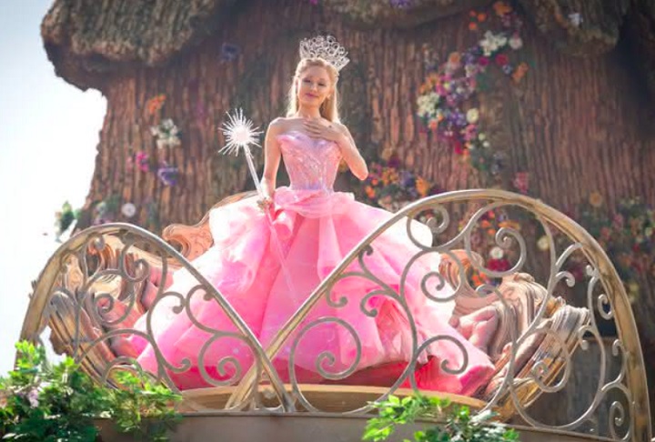 Ariana já está confirmada na continuação do longa, Wicked: For Good (ainda sem tradução para o português), que tem previsão de estreia para o fim de 2025.