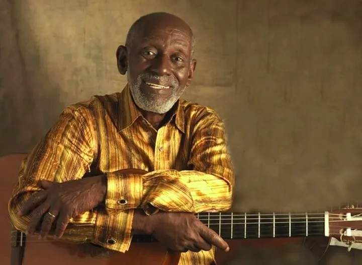 Durante a década de 1960, ele integrou o grupo A Voz do Morro, ao lado de artistas como Paulinho da Viola, Zé Kéti, Elton Medeiros, Jair do Cavaquinho, José da Cruz e Anescarzinho.