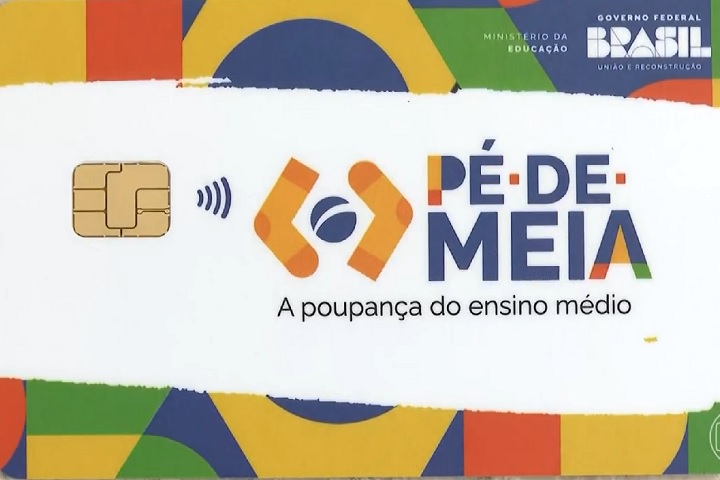 Por fim, os R$ 1,2 mil a quem conclui o ensino médio será depositado entre 26 de fevereiro e 5 de março. Este benefício só é pago quando o aluno é aprovado e realiza o Enem. 

