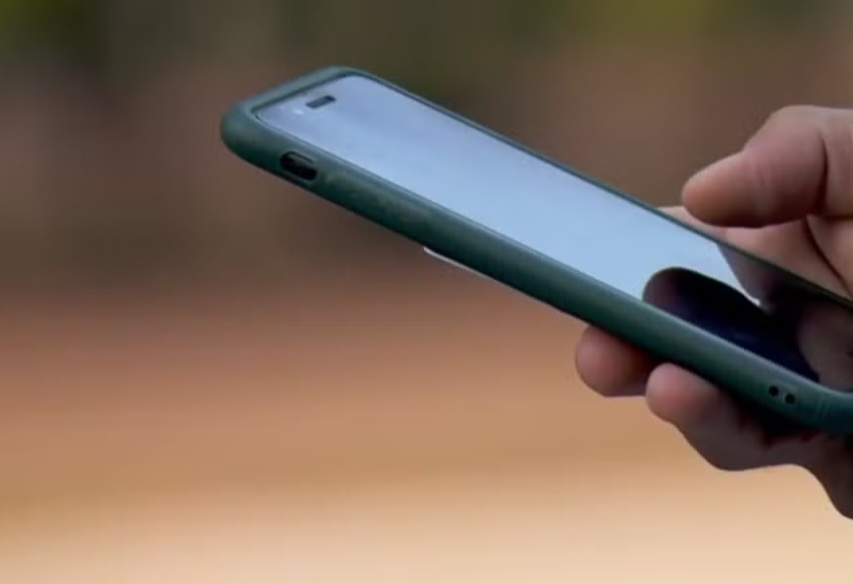 As empresas que desrespeitarem o limite diário terão suas chamadas bloqueadas na origem por 15 dias.
