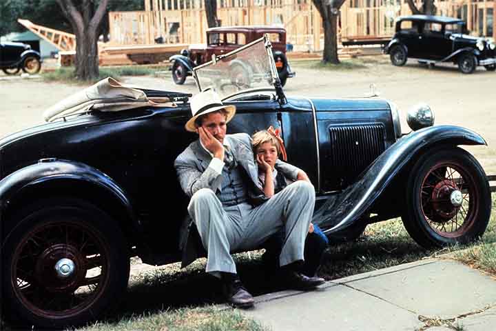 “Lua de Papel” se desenvolve durante a chamada Grande Depressão de 1929, nos Estados Unidos, em uma das maiores crises do capitalismo.
