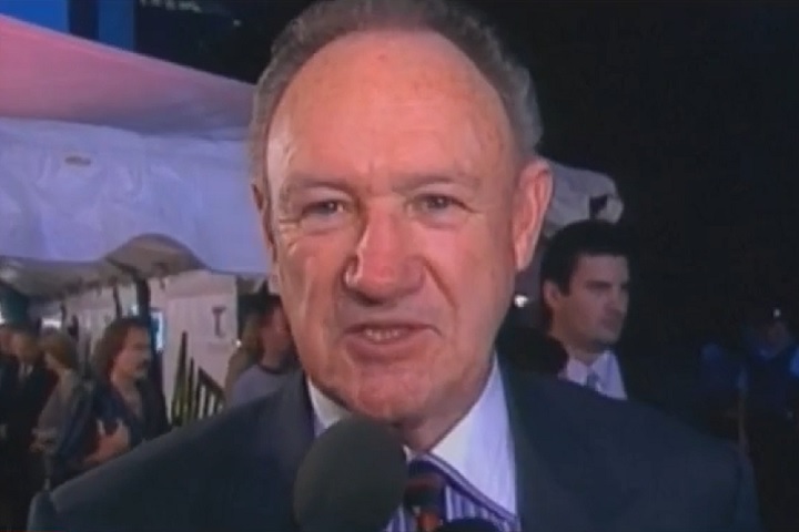 Ele teve uma infância marcada por dificuldades financeiras e um relacionamento complicado com o pai, que abandonou a família quando ele ainda era jovem.