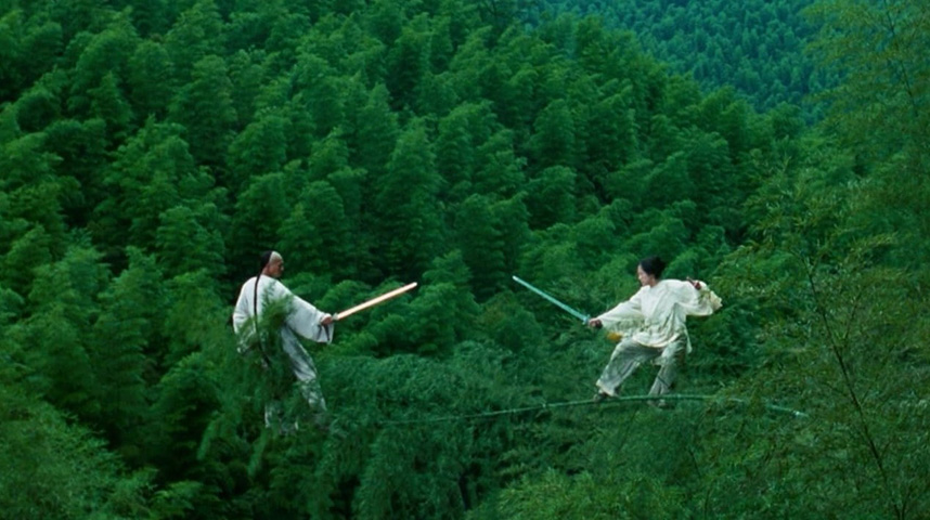 O filme ‘O Tigre e o Dragão’ é um dos mais apreciados do gênero de ação nos anos 2000. A direção é de Ang Lee, que teve trabalho de destaque como diretor também por ‘O Segredo de Brokeback Mountain’ 