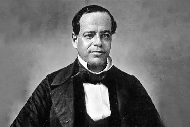 Adams tomou conhecimento do chicle durante a visita a Nova York do então presidente do México, Antonio López de Santa Ana (foto). 

