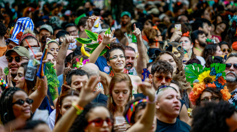 O Carnaval segue como um dos per&iacute;odos que mais movimentam o turismo e a economia do Brasil