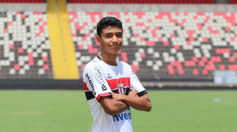 Pedro Severino é filho do ex-futebolista Lucas Severino