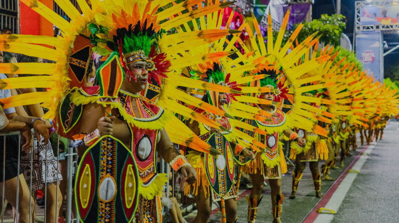Imagem de apoio ilustrativo: desfile do maracatu Vozes da &Aacute;frica, no carnaval 2025