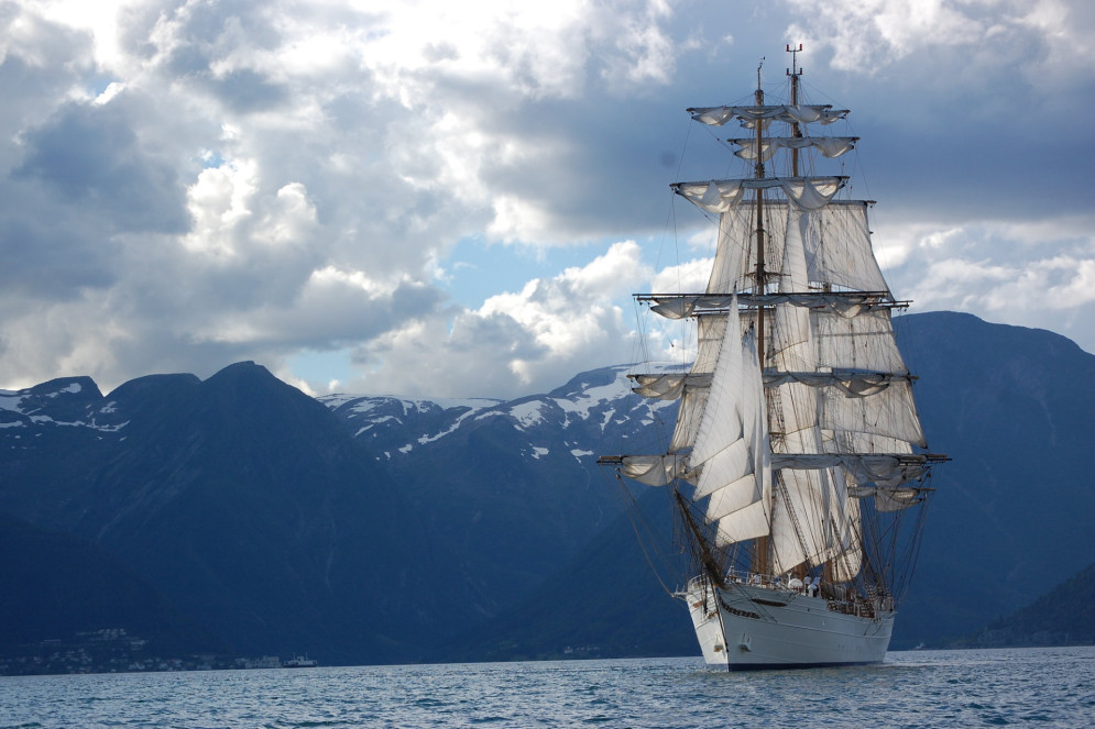 Navio Veleiro Cisne Branco