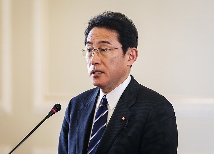 O primeiro-ministro japonês, Fumio Kishida, descreveu a situação como crítica. Porém, o país tem fracassado nas tentativas de estimular o aumento na taxa de natalidade. 

