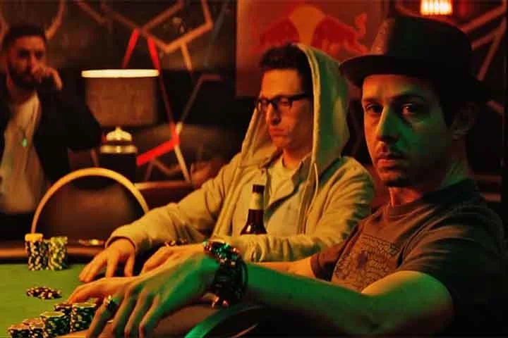 Outros filmes relevantes da carreira de Strong foram: A Grande Aposta (2015), Detroit em Rebelião (2017), A Grande Jogada (2017 - foto) e Os 7 de Chicago (2020), todos bem avaliados pela crítica.