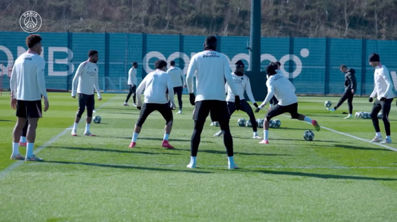 PSG treina finalizações antes de enfrentar o Liverpool
