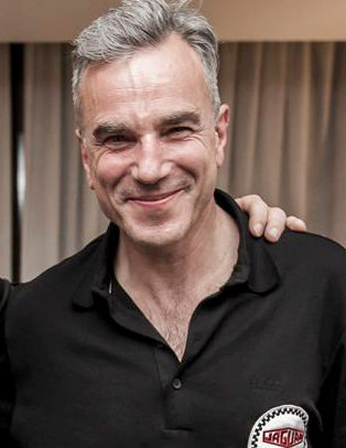 Daniel Day-Lewis nasceu em Londres, na Inglaterra, e é considerado por muitos um dos maiores atores da história do cinema. 