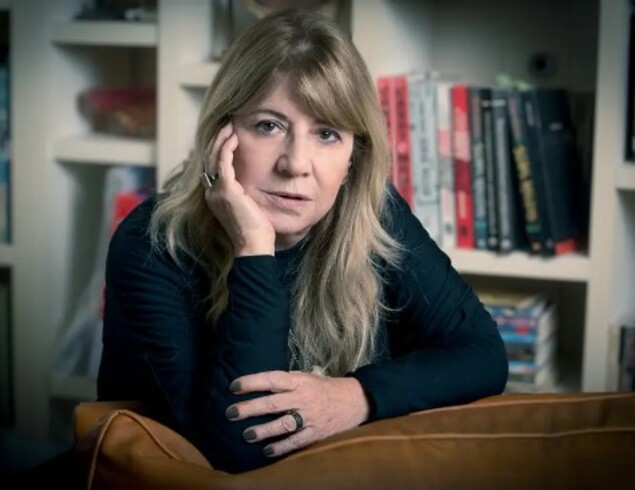 A trilogia sobre o Caso Richthofen baseia-se no livro Casos de Família - Arquivos Richthofen (editora DarkSide), da roteirista e criminóloga Ilana Casoy.