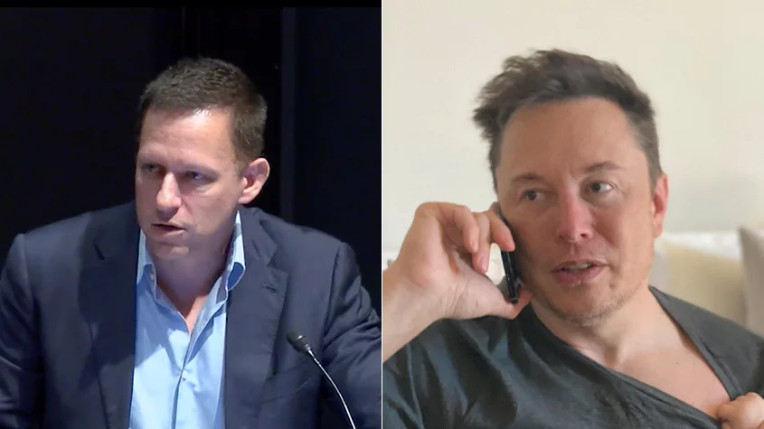 Devido a desentendimentos com a liderança de Peter Thiel, Musk foi expulso em outubro de 2000 de seu papel como CEO da Paypal (cujo domínio foi comprado por ele em 2017), embora tenha permanecido no conselho da empresa.