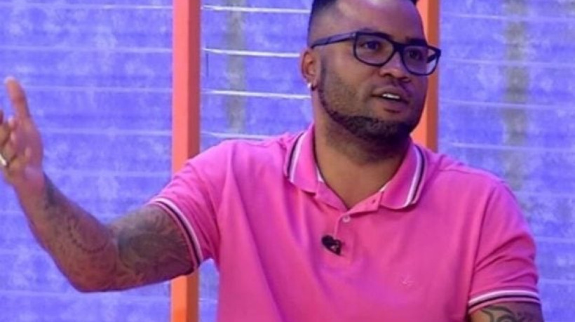 De volta à TV aberta, o comentarista foi demitido da Band, sua antiga emissora, após um episódio polêmico de agressão