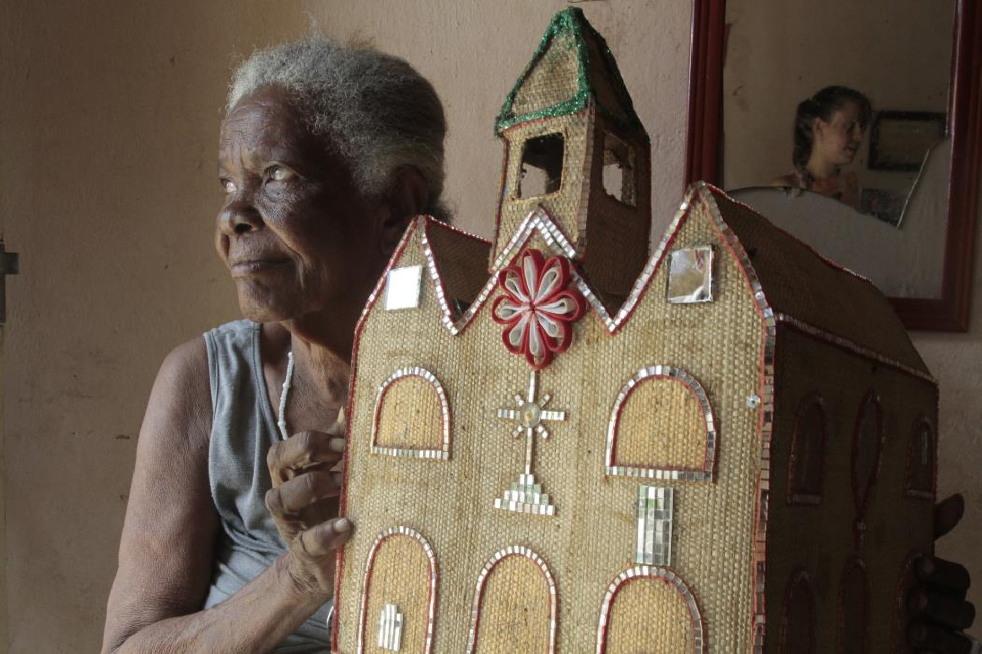 Almanaque do Centenário de Juazeiro do Norte. Na foto: Mestre Margarida Guerreiro, mestre da cultura popular especializada em reisado. Foto: Iana Soares, em 03/06/2011