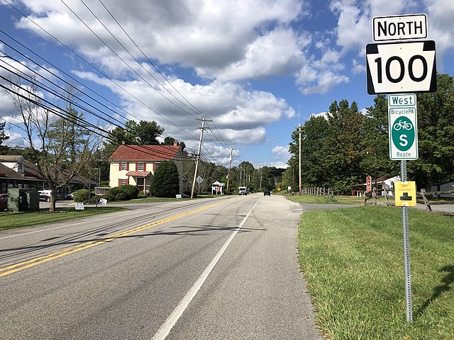 Coventry – Inglaterra, 370 mil habitantes. Coventry tem uma rica história medieval e foi uma importante cidade industrial. Visite a Catedral de Coventry, o Museu de Transportes de Coventry e o Centro de Ciências Herbert.

