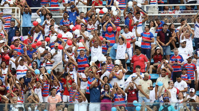 Fortaleza abriu os setores amarelo e laranja do PV para receber torcida em jogo decisivo do time feminino. 