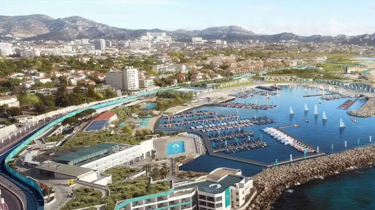 Marselha – Provença-Alpes-Costa Azul, 870 mil habitantes. Segunda maior cidade da França, Marselha é conhecida por seu porto histórico e pela mistura de culturas. O Museu de Civilizações da Europa e do Mediterrâneo (MuCEM), o Porto Velho e a Basílica de Notre-Dame de la Garde são imperdíveis.

