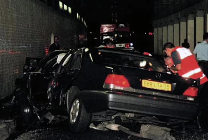 Muitas teorias da conspiração foram difundidas e, até hoje, o assunto rende controvérsia. A Polícia de Londres, na Inglaterra, só declarou oficialmente que houve um acidente após 16 meses de investigação. 