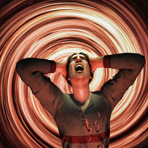  Segundo o estudo, além de ser o segundo país do mundo com mais pessoas estressadas, o Brasil também é o segundo colocado em número de pessoas depressivas e ansiosas.  Alguns grupos profissionais são mais propensos ao Burnout, como os profissionais de saúde (médicos, enfermeiros, psicólogos, entre outros). 