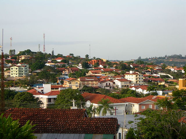 Águas de São Pedro (SP) - 70,37 pontos - Estância hidromineral reconhecida pela tranquilidade e bem-estar. Excelente infraestrutura turística e baixa taxa de criminalidade. Qualidade de vida é prioridade, com serviços bem mantidos.